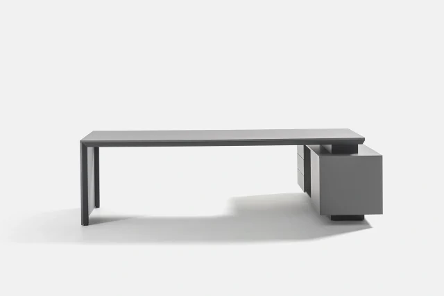 farazin-office-executive-desk-fmd330-front